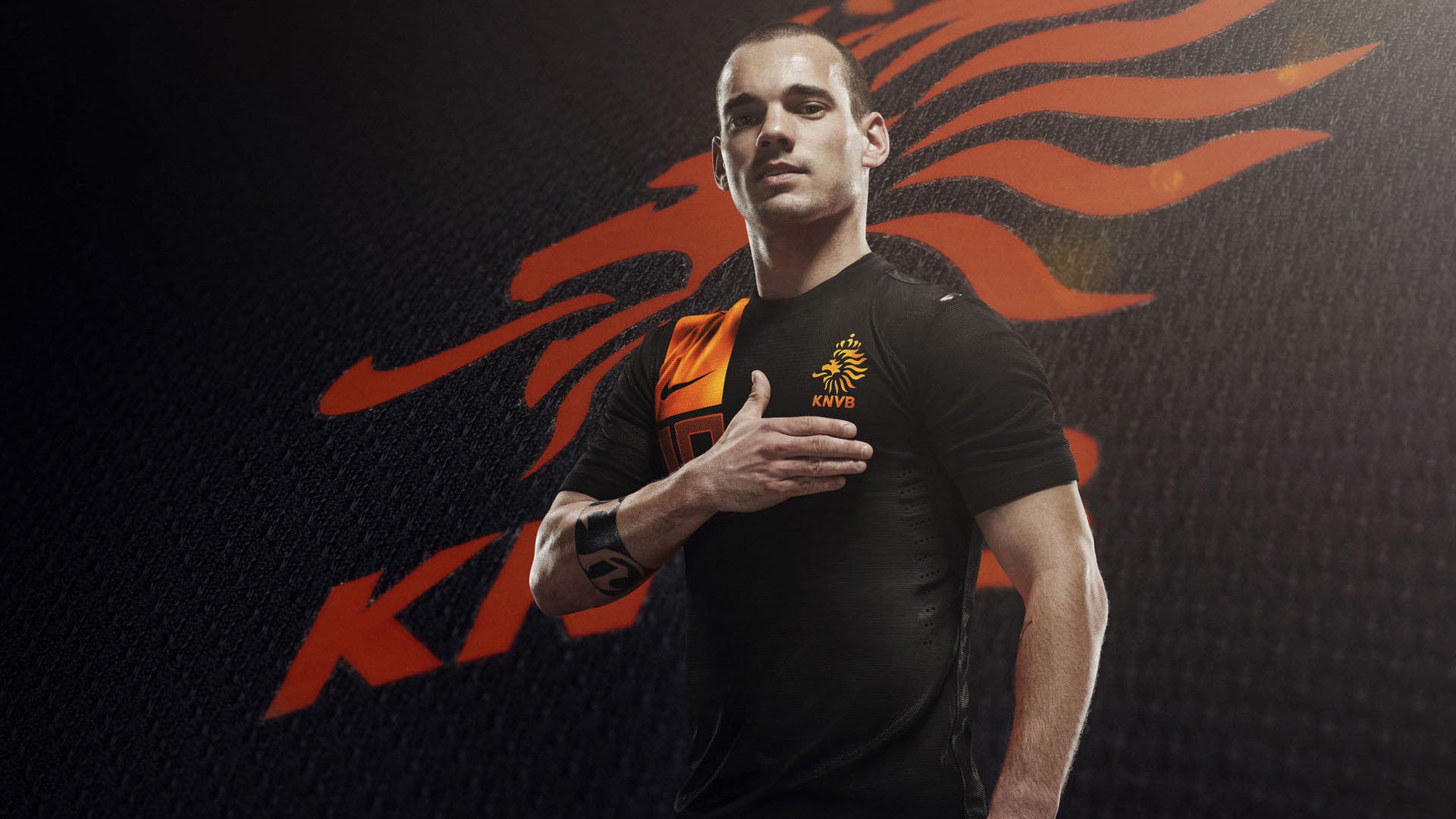 “彭尤蝶泳&自由泳双突破，成中国游泳新星”